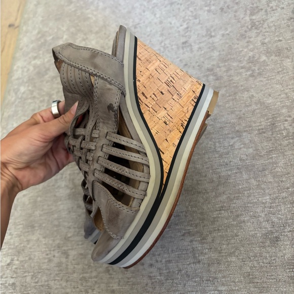 Frye Women's Gray Wedge Sandals - Picture 1 of 6